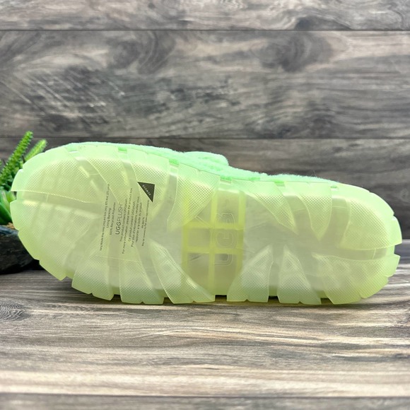 ❌SOLD❌NIB UGG Fluffita 9 40 Parakeet Green Clear Slide Slipper Platform Sandals - Picture 8 of 12